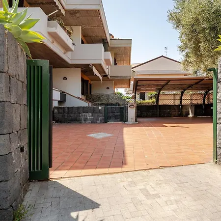 Adele's - Mulinia Apartamento
